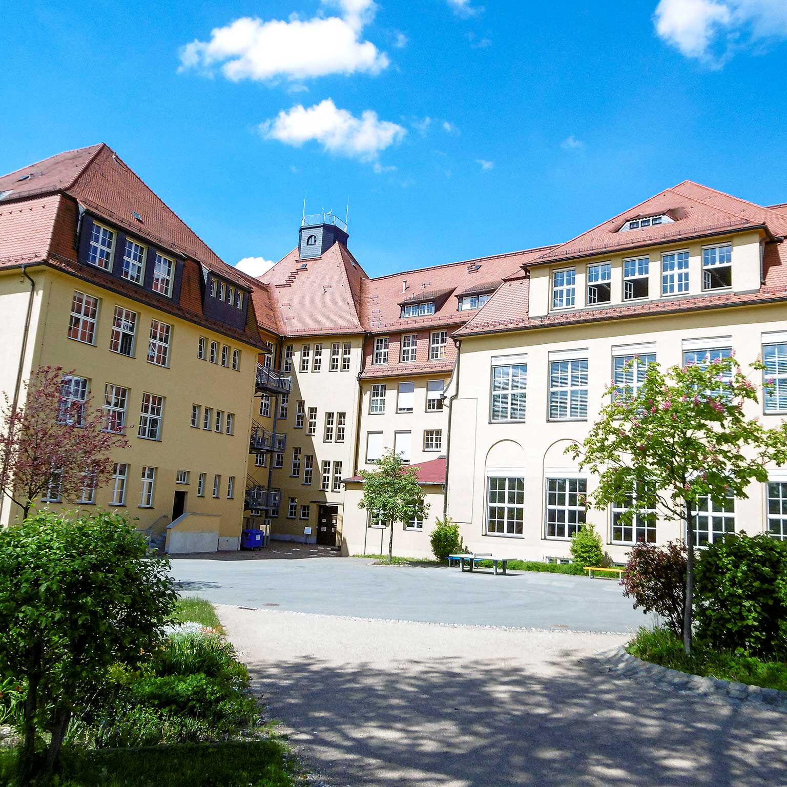 Das Schulgebäude des Johannes-Kepler-Gymnasiums Chemnitz.